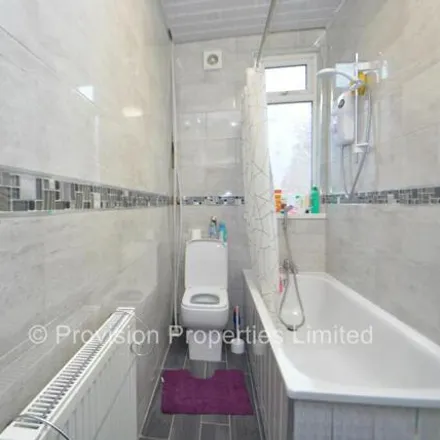 Image 3 - Harold Terrace, Leeds, LS6 1LD, United Kingdom - Townhouse for rent