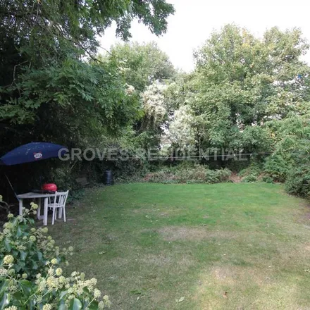 Image 7 - 53 Acacia Grove, London, KT3 3BP, United Kingdom - House for rent