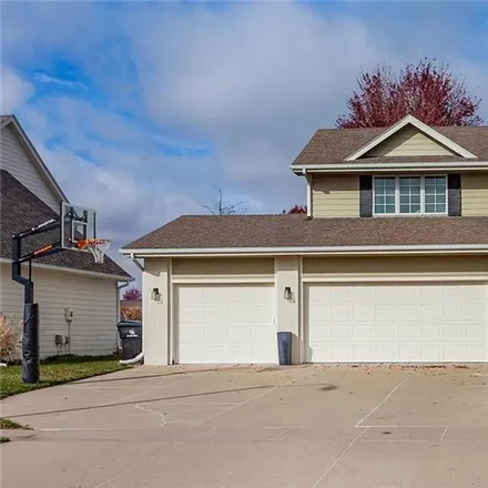 Buy this 3 bed house on 547 Prairie Park Lane in Waukee, IA 50263