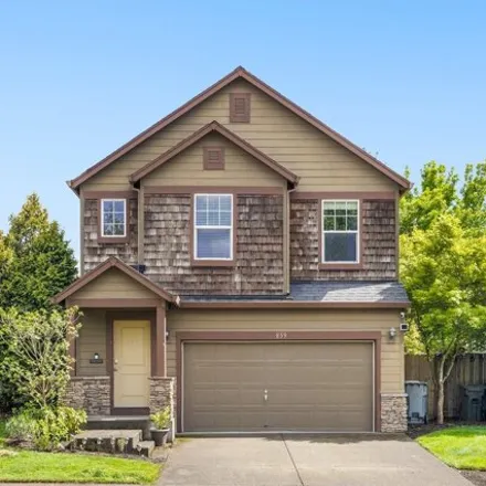 Buy this 3 bed house on 859 Northwest 2nd Avenue in Canby, OR 97013