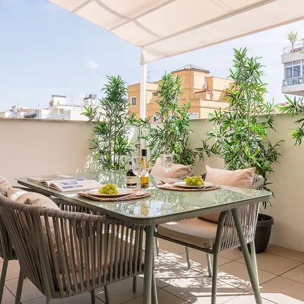 Rent this 1 bed apartment on BiciMAD in Calle de José Ortega y Gasset, 28006 Madrid
