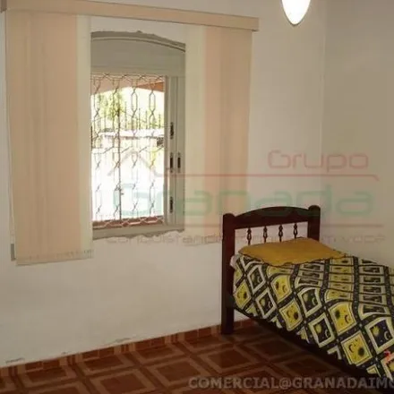 Buy this 4 bed house on Avenida dos Tangarás in Jardim Uirá, São José dos Campos - SP