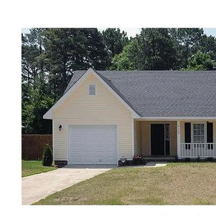 Rent this 3 bed house on 2146 Skyview Drive in Sherwood Park, Fayetteville