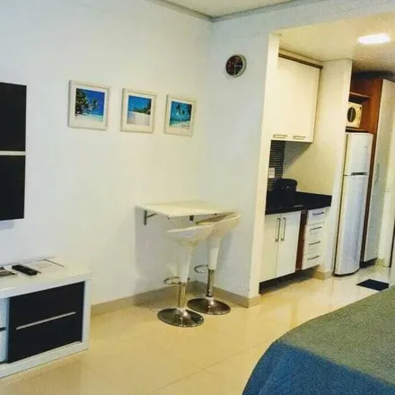 Rent this studio apartment on Centro Cultural e Informativo do Consulado Geral do Japão no Rio de Janeiro in Praia do Flamengo 200, Flamengo