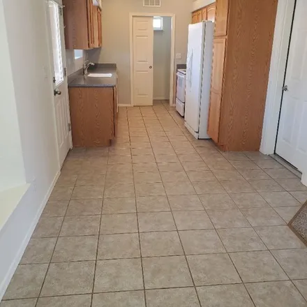 Image 6 - 3183 North Tucker Street, Kingman, AZ 86401, USA - Apartment for rent