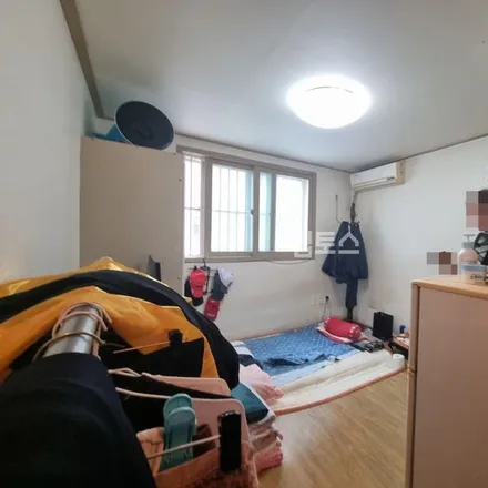 Rent this studio apartment on 서울특별시 광진구 중곡동 159-5