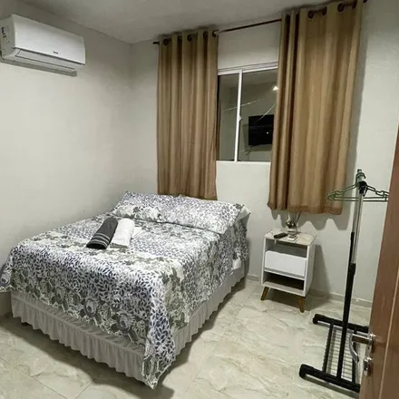 Rent this 2 bed house on Cruz das Armas in João Pessoa, Região Metropolitana de João Pessoa