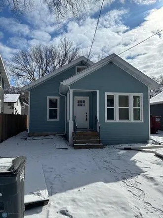 Buy this 3 bed house on 1274 12th Avenue South in Fargo, ND 58103