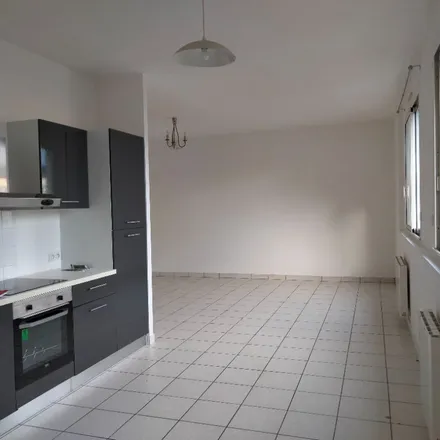 Rent this 3 bed apartment on 13 Place de la Mairie in 35550 Pipriac, France