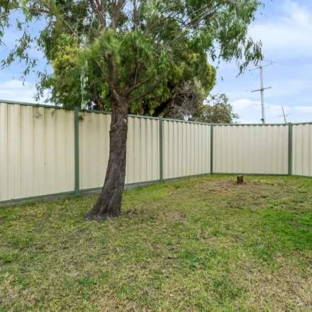 Image 5 - 13 Darebin Boulevard, Reservoir VIC 3073, Australia - Apartment for rent