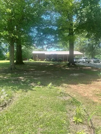 Buy this 3 bed house on 1063 County Road 400 in Corinth, MS 38834
