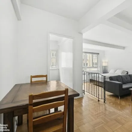Image 2 - The Westmore, 333 West 57th Street, New York, NY 10019, USA - Condo for rent