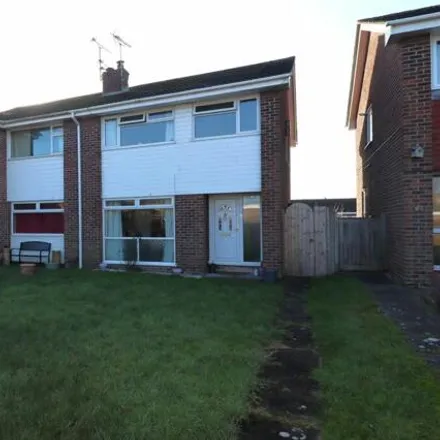 Buy this 3 bed duplex on 57 Charles Close in Thornbury, BS35 1LW