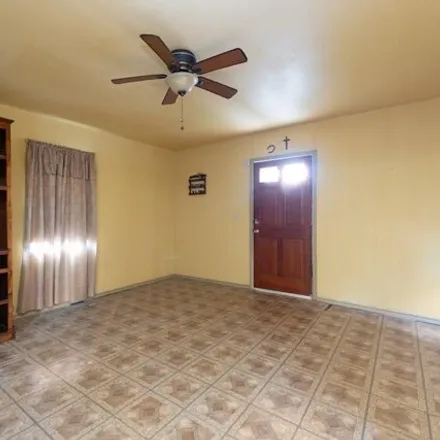 Image 3 - 1036 West Filmore Avenue, Harlingen, TX 78550, USA - House for sale