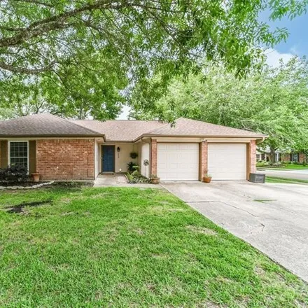 Buy this 3 bed house on 2609 Elm Hollow Street in Pearland, TX 77581