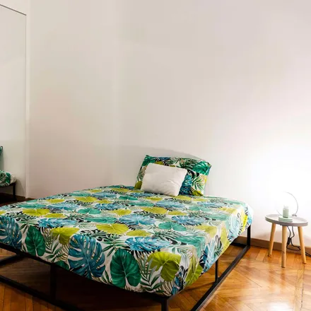 Rent this 3 bed room on Via Plinio in 43, 20129 Milan MI