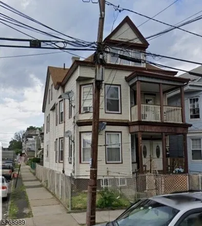 Buy this 12 bed house on 27 East 21st Street in Paterson, NJ 07504