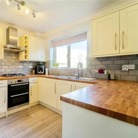 Image 5 - Stoneyhurst Height, Brierfield, BB9 0YB, United Kingdom - House for sale