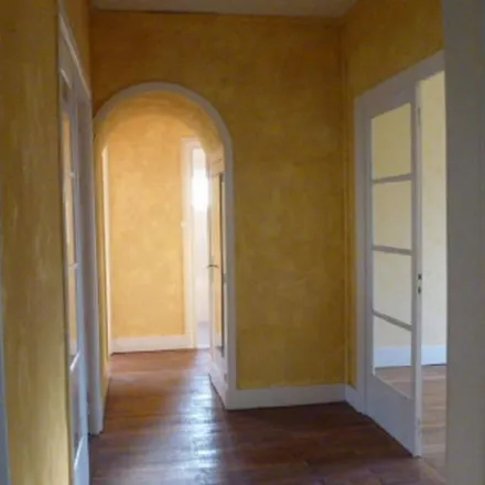 Rent this 4 bed apartment on 7 Place de la Barre in 71000 Mâcon, France