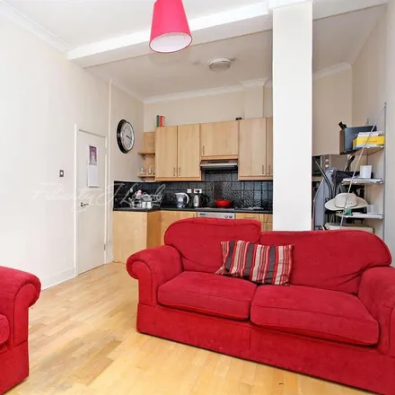 Image 4 - College Heights, 246-252 Percival Street, London, EC1V 0EB, United Kingdom - Apartment for rent