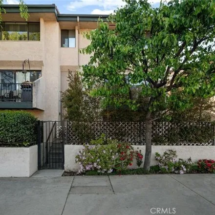 Image 2 - Alley ‎80987, Los Angeles, CA 91303, USA - House for sale