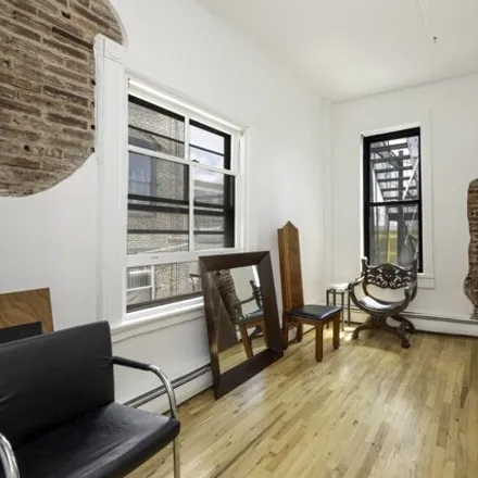 Image 4 - 710 Broadway Apt 10, New York, 10003 - Apartment for sale
