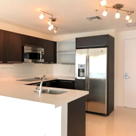 Image 2 - 91 Southwest 3rd Street, Miami, FL 33130, USA - Apartment for rent