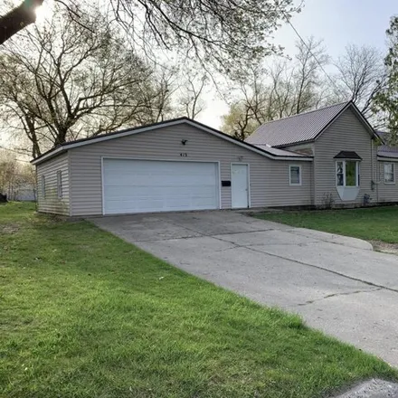 Buy this 3 bed house on 382 North Darling Avenue in Fremont, MI 49412