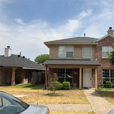 Buy this 3 bed house on 228 High Pointe Lane in Cedar Hill, TX 75104