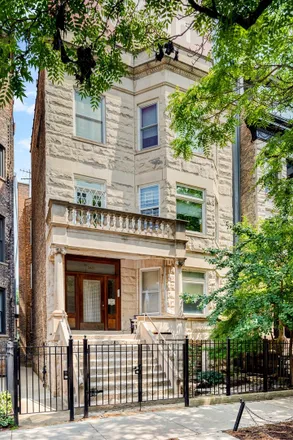 Buy this 11 bed duplex on 3621-3625 North Sheffield Avenue in Chicago, IL 60613
