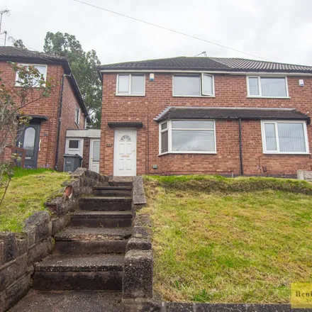 Rent this 3 bed duplex on Spouthouse Lane in Sandwell, B43 5PX