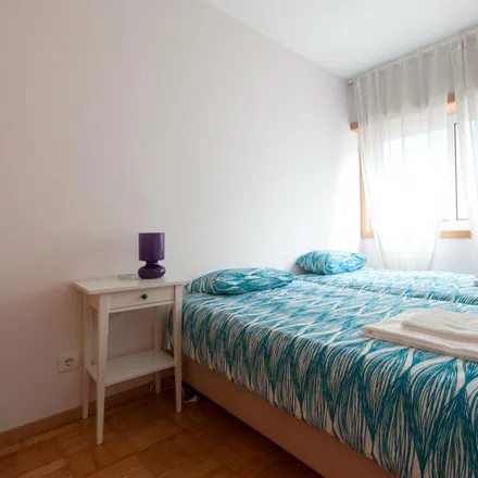 Rent this 3 bed apartment on Rua da Cruz in 4200-356 Porto, Portugal