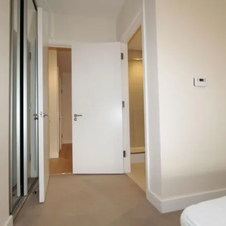 Image 5 - Horn Link Way, London, SE10 0GW, United Kingdom - Apartment for rent