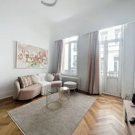 Rent this 1 bed apartment on Rue du Président - Voorzittersstraat 68 in 1050 Ixelles - Elsene, Belgium