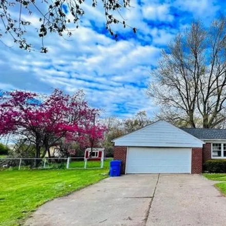 Buy this 3 bed house on 2235 Fred Street in Warren, MI 48092