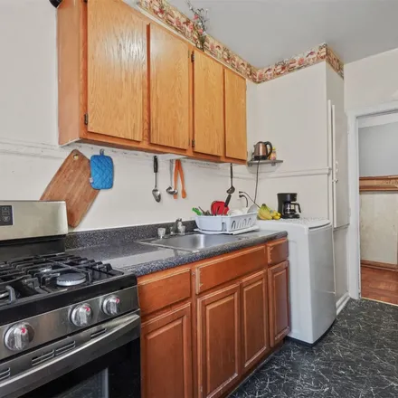 Image 6 - 1711 Davidson Avenue, New York, NY 10453, USA - Condo for sale