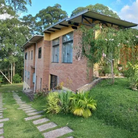 Buy this 6 bed house on unnamed road in Campo Largo, Jarinu - SP
