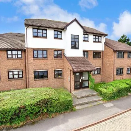 Buy this 2 bed apartment on 1-12 Bishops Court in Worcester Park Estate, DA9 9PX