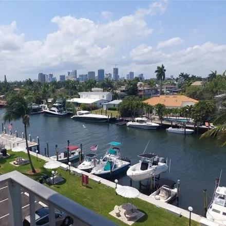 Rent this 2 bed condo on 1743 Southeast 15th Street in Lauderdale Harbors, Fort Lauderdale