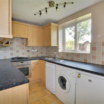 Rent this 2 bed duplex on unnamed road in Campsall, DN6 9LF