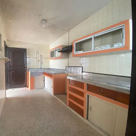 Rent this 2 bed house on Calle 11 in 96848 Minatitlán, VER