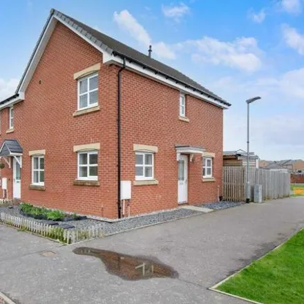 Buy this 3 bed house on unnamed road in Glasgow, G71 7FY