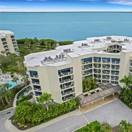 Buy this 3 bed condo on Harbourside Drive in Longboat Key, Sarasota County