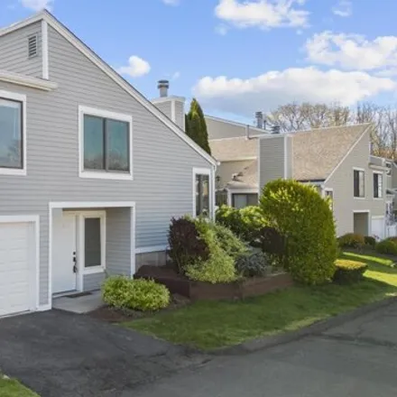 Rent this 2 bed house on 71 Peddlers Drive in Branford Hills, Branford