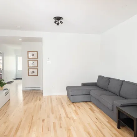 Image 2 - 3174 Rue Saint-Antoine Ouest, Montreal, QC H3Z 1W8, Canada - Apartment for rent