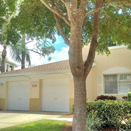 Buy this 2 bed condo on 9640 Village View Boulevard in Pueblo Bonito, Bonita Springs