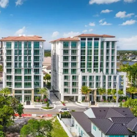 Buy this 4 bed condo on 471 East Royal Palm Road in Boca Raton, FL 33432