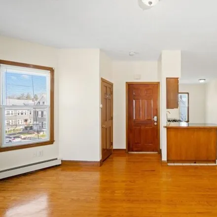 Image 6 - 36 Hodges Avenue, Taunton, MA 02780, USA - Apartment for rent