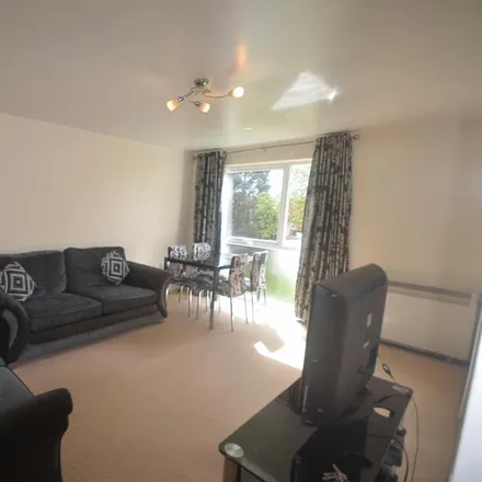 Rent this 2 bed apartment on Trotwood in Grange Hill, Chigwell