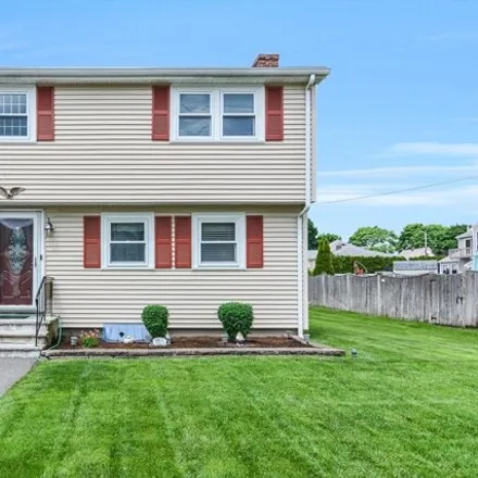 Buy this 3 bed house on 122 Washington Street in Montvale, Woburn
